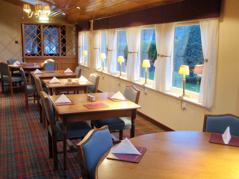 The Stronlossit Inn Fort William Exteriör bild