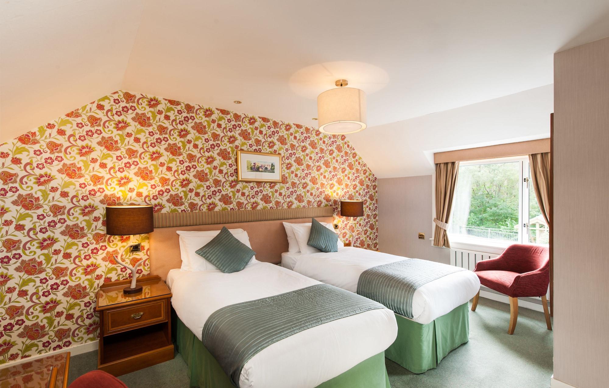 The Stronlossit Inn Fort William Exteriör bild