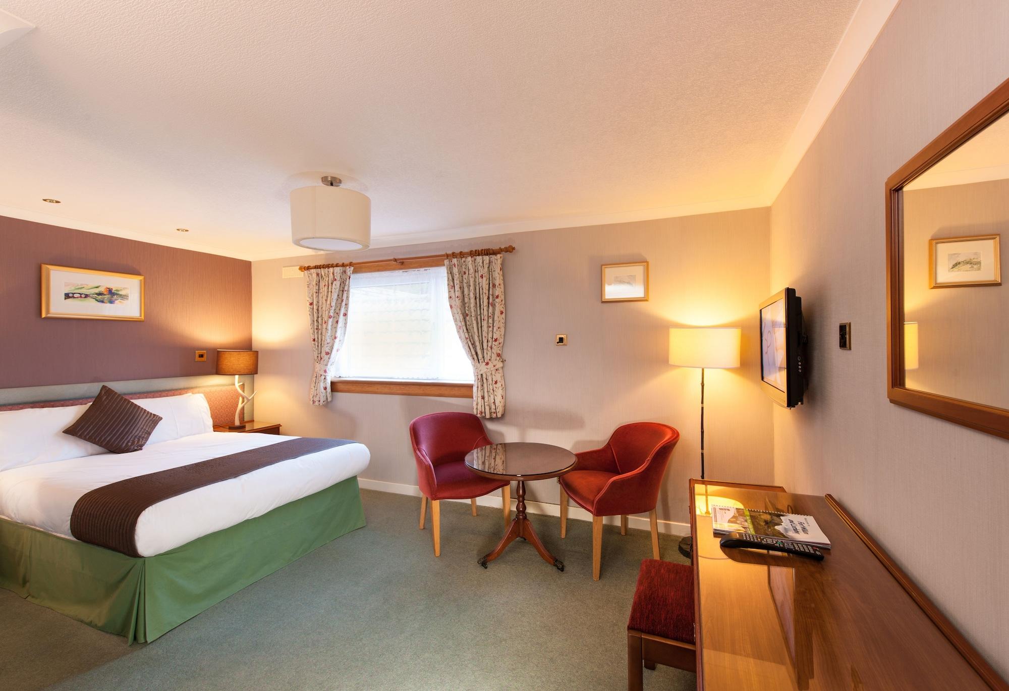 The Stronlossit Inn Fort William Exteriör bild