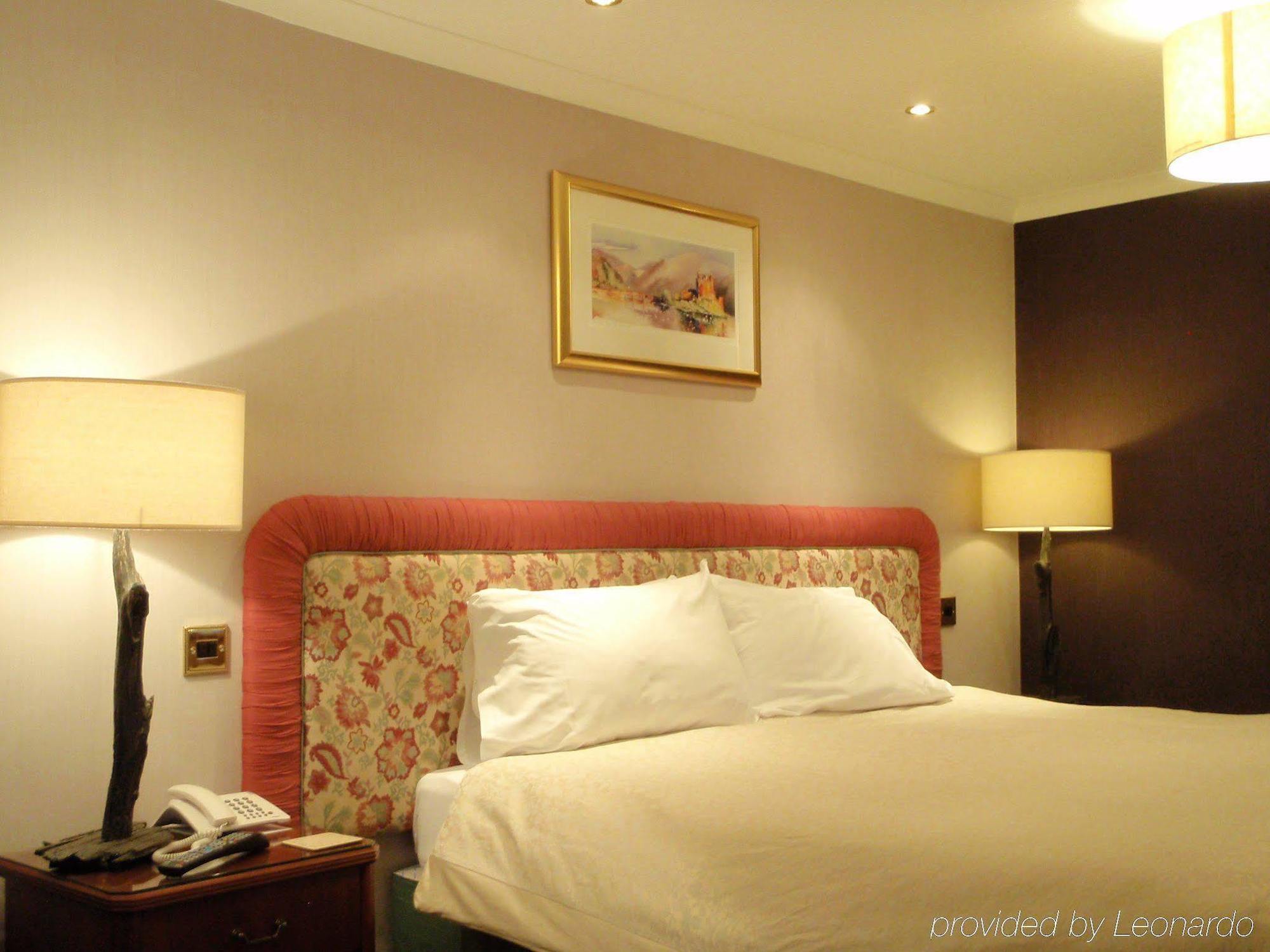 The Stronlossit Inn Fort William Exteriör bild