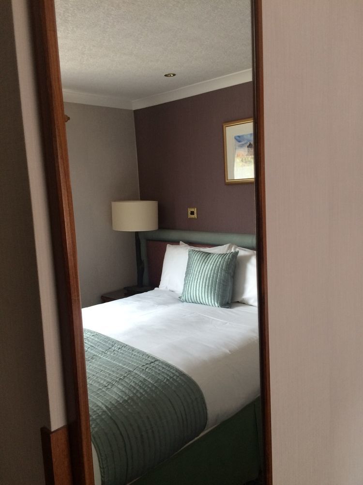 The Stronlossit Inn Fort William Exteriör bild