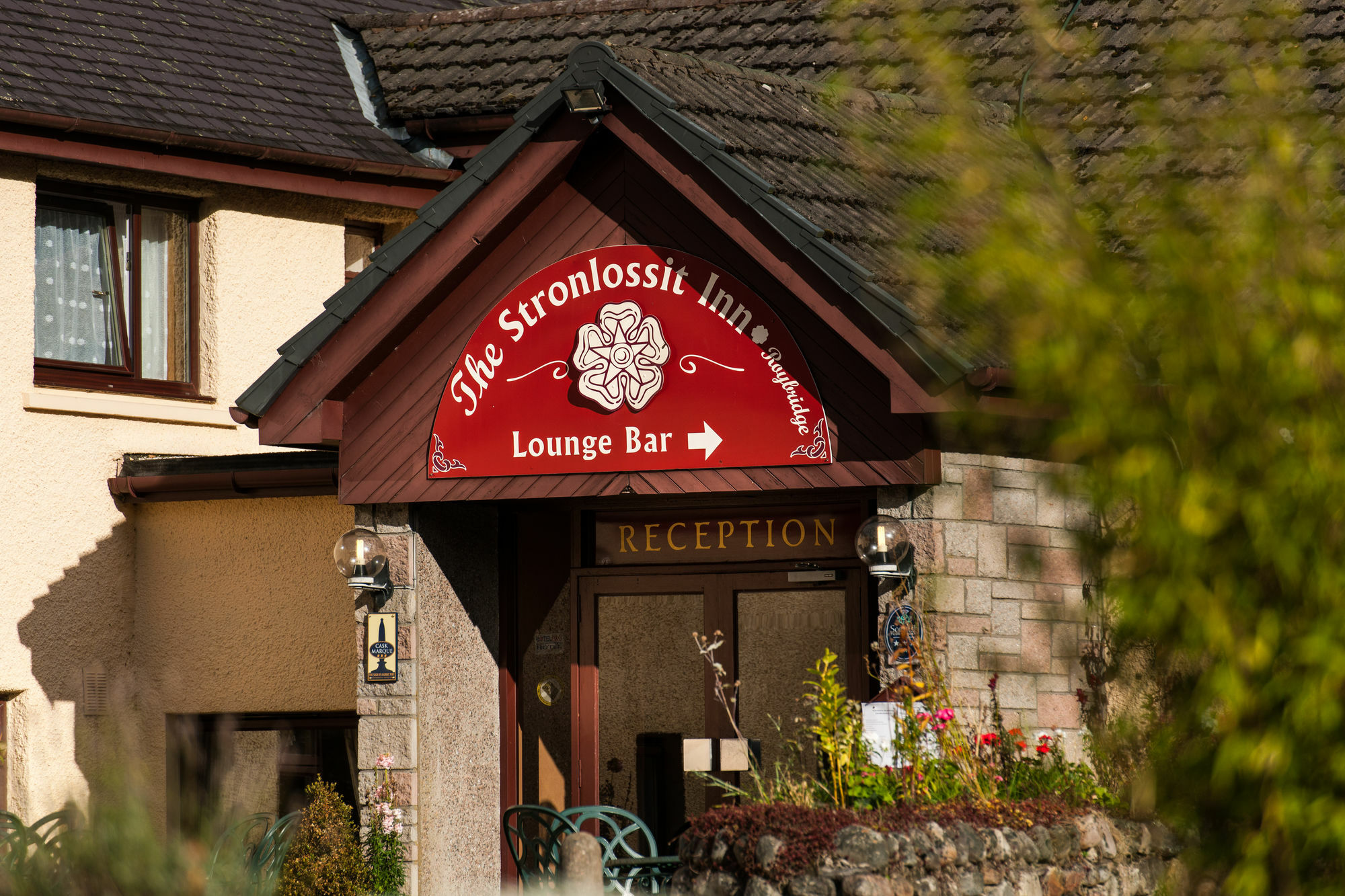 The Stronlossit Inn Fort William Exteriör bild